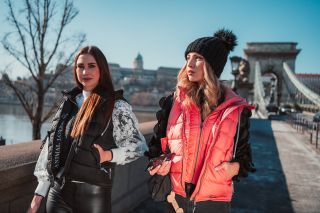 🔥 Využij šanci na slevy! 🔥 Na navahoo.cz právě pořídíš naše oblíbené vesty za výjimečné ceny. Styl, pohodlí a skvělý look...